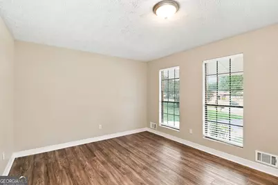 2117 Freestone Court, Jonesboro, GA 30236 - Photo 3
