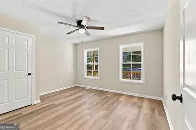 420 Parkway Drive, Toccoa, GA 30577 - Photo 17