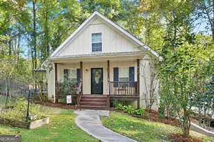 2010 Moore Rd, Moreland, GA 30259 - Photo 1