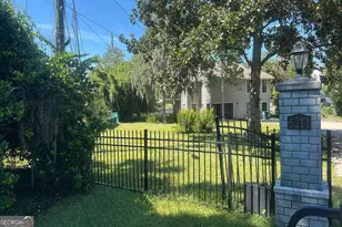 6211 River Glen Ln, Jacksonville, FL 32216 - Photo 3