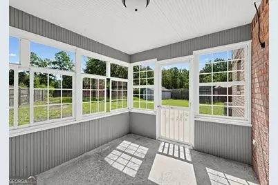 1528 Woodcrest Circle, Hinesville, GA 31313 - Photo 5