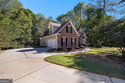 25 Lyndhurst Way, Sharpsburg, GA 30277 - Photo 3