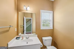 376 The Gables Dr, McDonough, GA 30253 - Photo 5