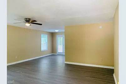 9 Bennett Street, Newnan, GA 30263 - Photo 3