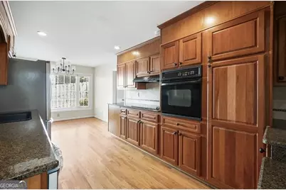 3474 Sunderland Circle NE, Atlanta, GA 30319 - Photo 9