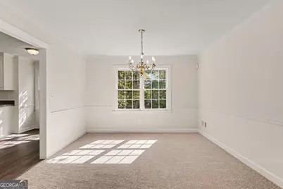 6391 Phillips Place, Lithonia, GA 30058 - Photo 9