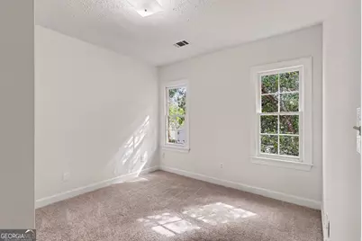 6391 Phillips Place, Lithonia, GA 30058 - Photo 11