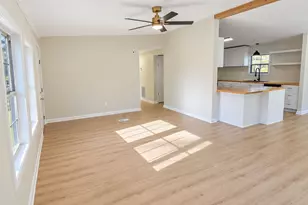 910 Steele Dr, Hampton, GA 30228 - Photo 5