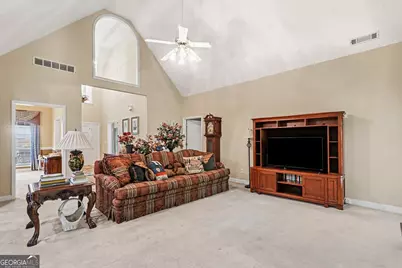 235 Line Creek Cir, Sharpsburg, GA 30277 - Photo 5