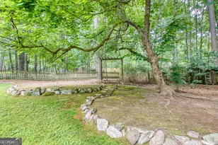 22 Shoreline Dr, Newnan, GA 30263 - Photo 71