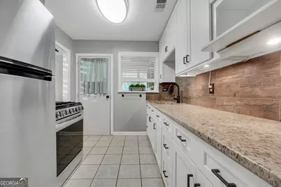 5305 Sharon Street, Forest Park, GA 30297 - Photo 15
