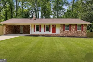 182 Jennifer Ln, Lilburn, GA 30047 - Photo 1