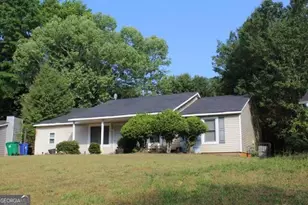 922 Lake Dr Ct, Stone Mountain, GA 30088 - Photo 1