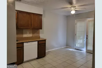 320 River Oak Drive, Riverdale, GA 30274 - Photo 13