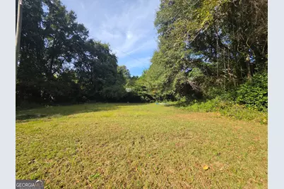 143 Cherry Street, Barnesville, GA 30204 - Photo 13