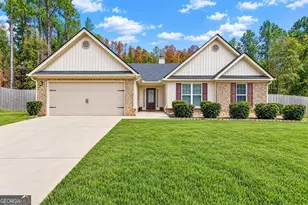 1723 Sara Hunter Ln NW, Milledgeville, GA 31061 - Photo 1