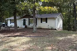 321 W Miles Rd, Carrollton, GA 30116 - Photo 1