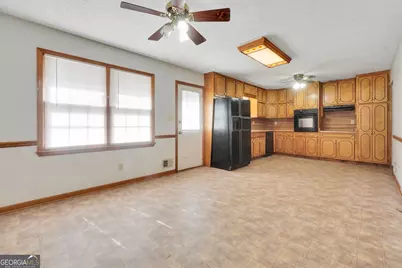 370 Davis Road, Locust Grove, GA 30248 - Photo 15