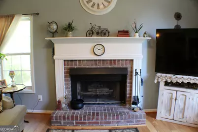 81 W Creekview Drive, Jasper, GA 30143 - Photo 11