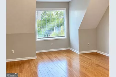 1378 Glen Verde Court, Lawrenceville, GA 30043 - Photo 9