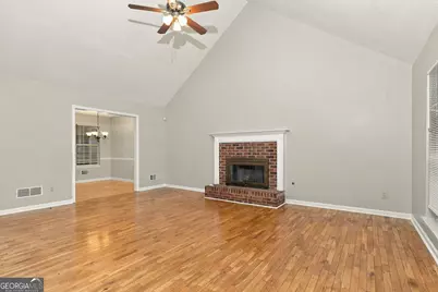 523 Horseshoe Circle, Stockbridge, GA 30281 - Photo 3