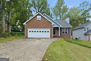 523 Horseshoe Cir, Stockbridge, GA 30281 - Photo 1