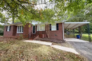 338 Laurel Ln, Lagrange, GA 30241 - Photo 1