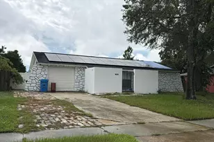 7936 Woodglen Cir, Tampa, FL 33615 - Photo 3