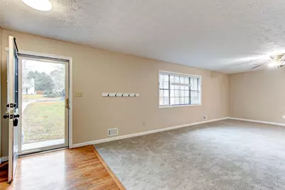 102 Pine Point, Peachtree City, GA 30269 - Photo 5