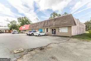 13748 Hwy 80, Jeffersonville, GA 31044 - Photo 1