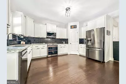 191 Meadow View Glen, Newnan, GA 30265 - Photo 7