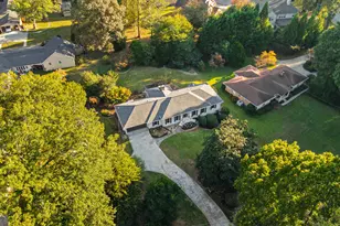 498 Nottingham Dr, Marietta, GA 30066 - Photo 33