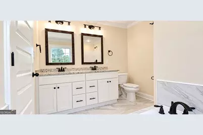 212 Webb Street, Warner Robins, GA 31093 - Photo 9