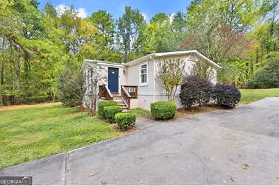 41 Peachtree Lake Drive, Sharpsburg, GA 30277 - Photo 3