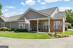 703 Commonwealth Cir, Newnan, GA 30263 - Photo 1