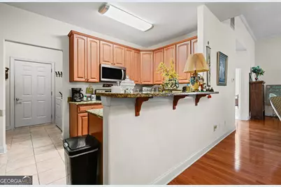 703 Commonwealth Circle, Newnan, GA 30263 - Photo 9