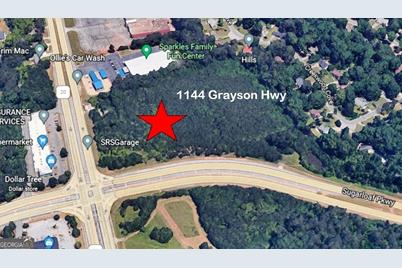 1144 Grayson Highway - Photo 1
