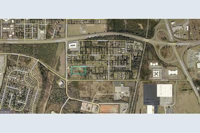 108 Virginia Dare Drive, Warner Robins, GA 31088 - Photo 1
