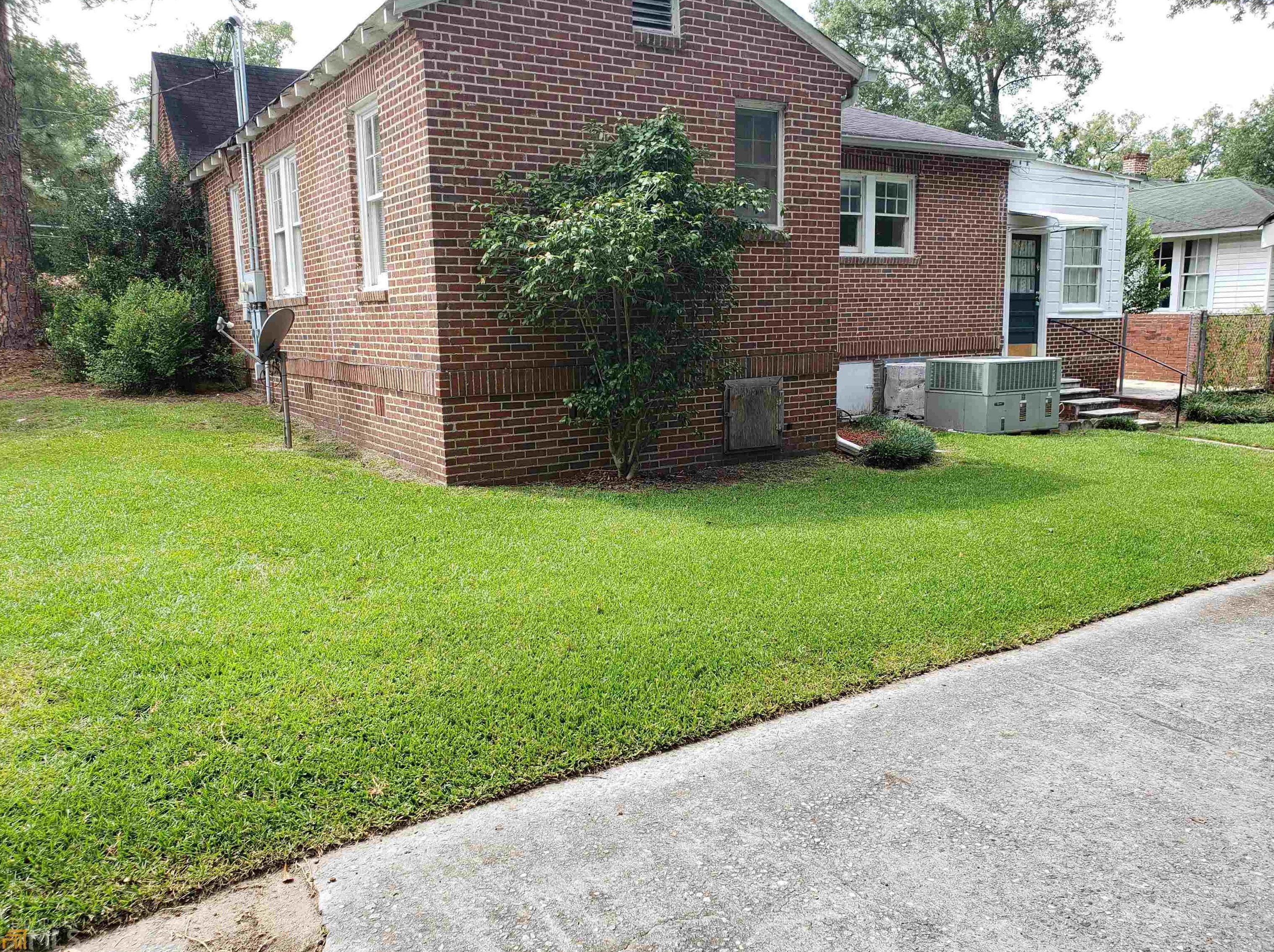305 Buford Pl, Macon GA  31204-2425 exterior