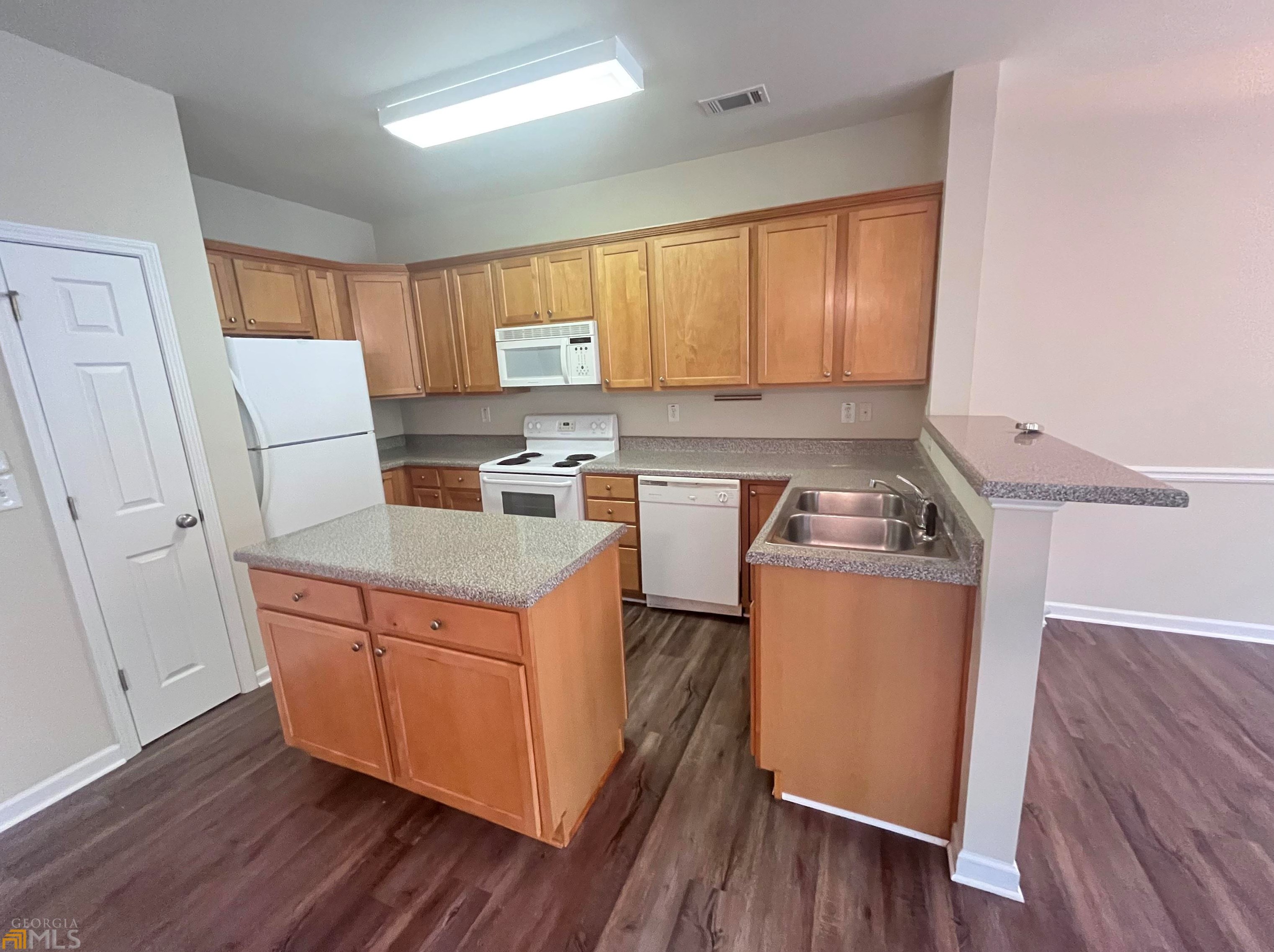 1000 Pierce Brennen Dr, Lawrenceville GA  30043-1313 exterior