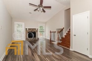 462 Kings Hill Ct, Lawrenceville GA  30045-5154 exterior