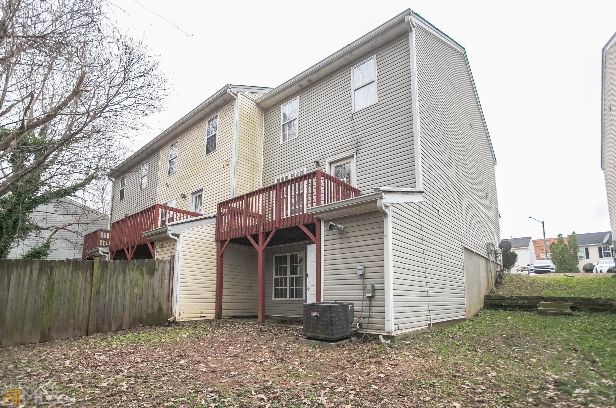 1896 Shawn Wayne Ct, Atlanta GA  30316-3783 exterior