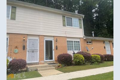 405 Fairburn Road #6 - Photo 1
