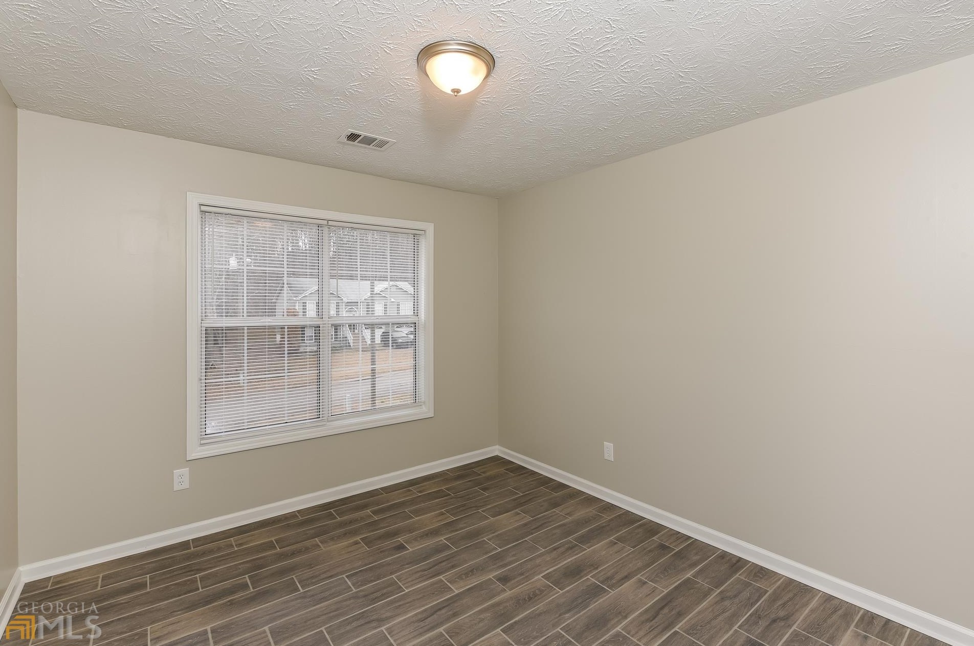 5511 Bushnell Ct, Flowery Branch GA  30542-5160 exterior