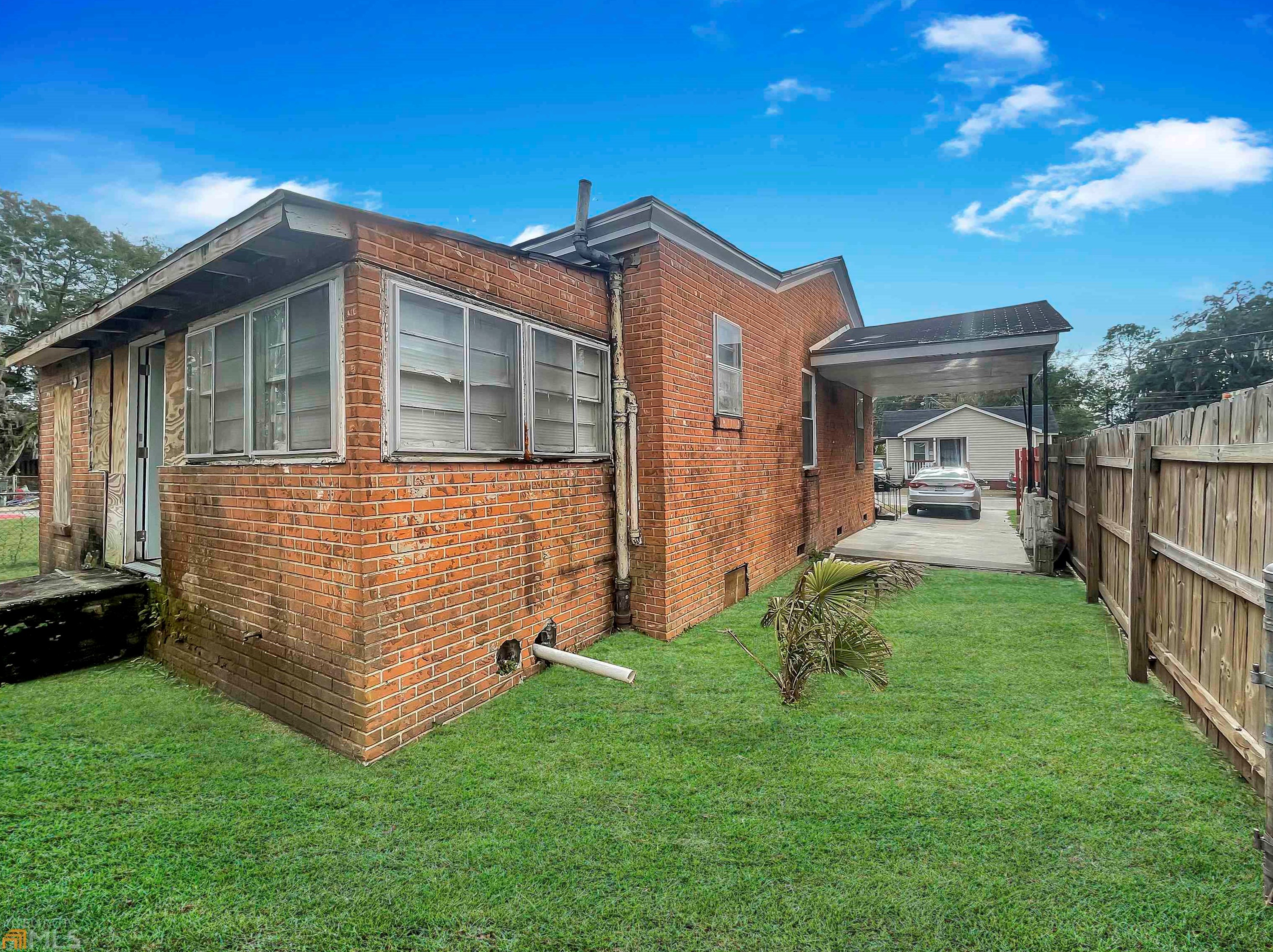 506 62nd St, Savannah GA  31405-4324 exterior