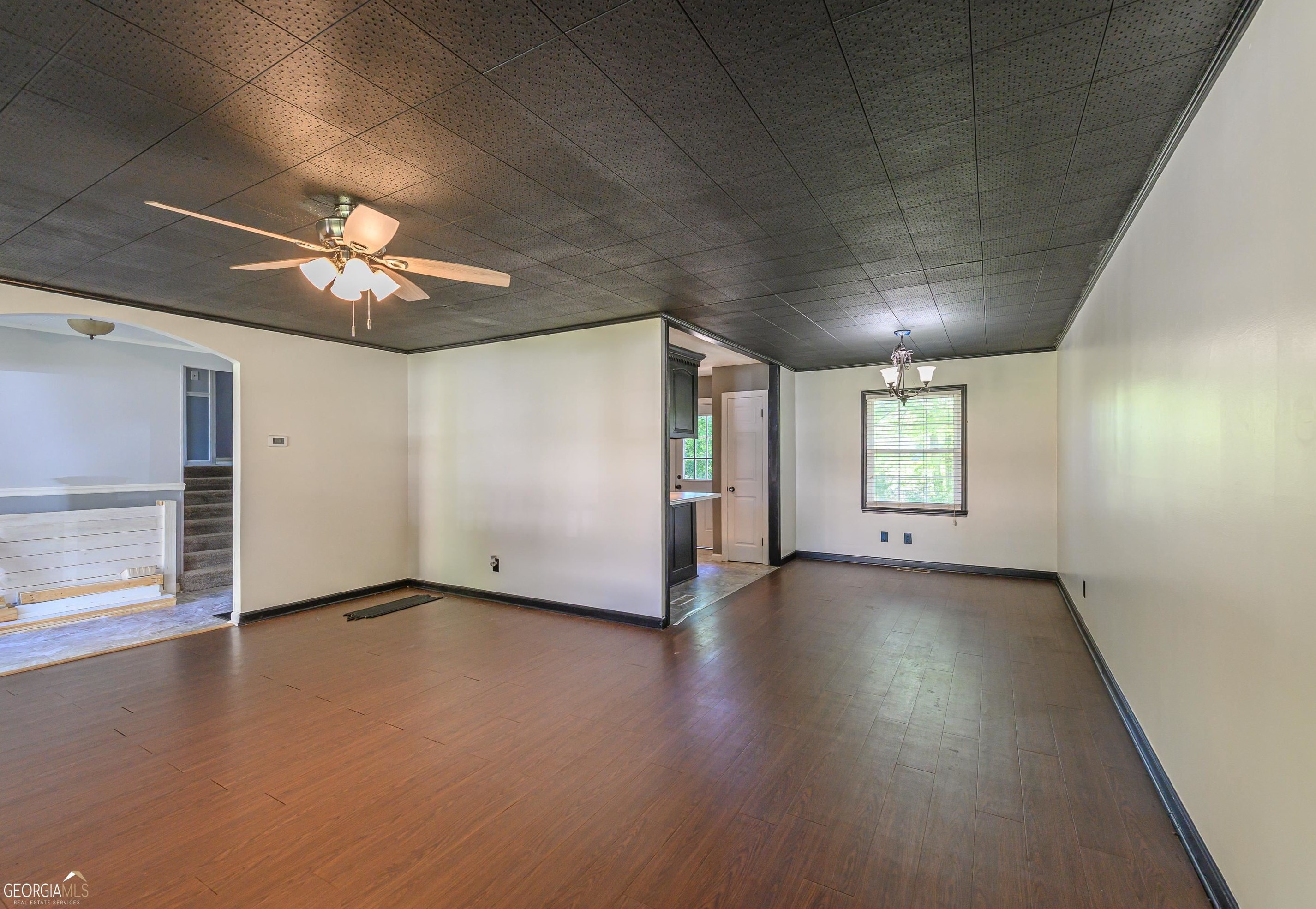 206 Kingsway Dr, Warner Robins GA  31088-4004 exterior