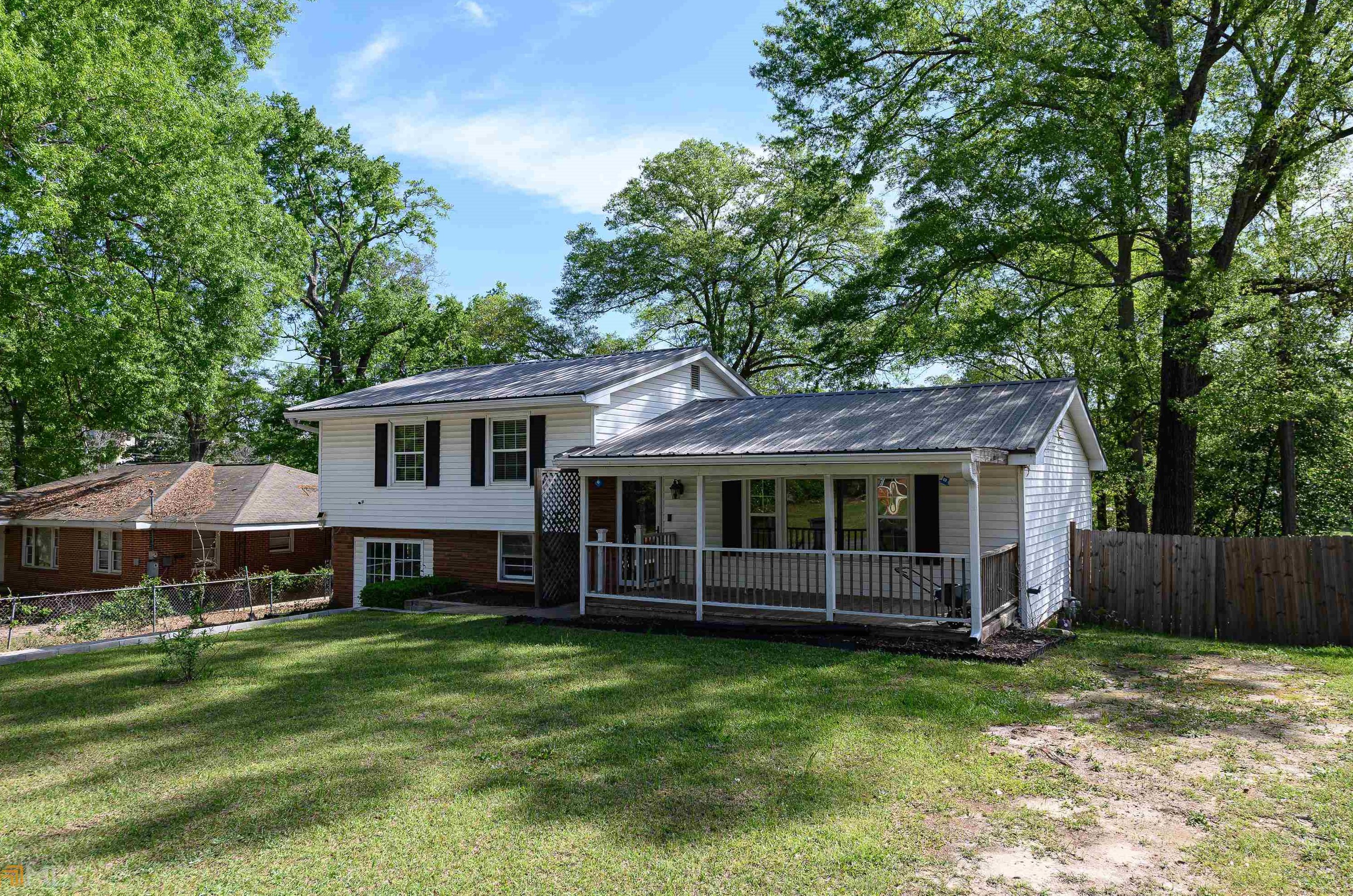 206 Kingsway Dr, Warner Robins GA  31088-4004 exterior