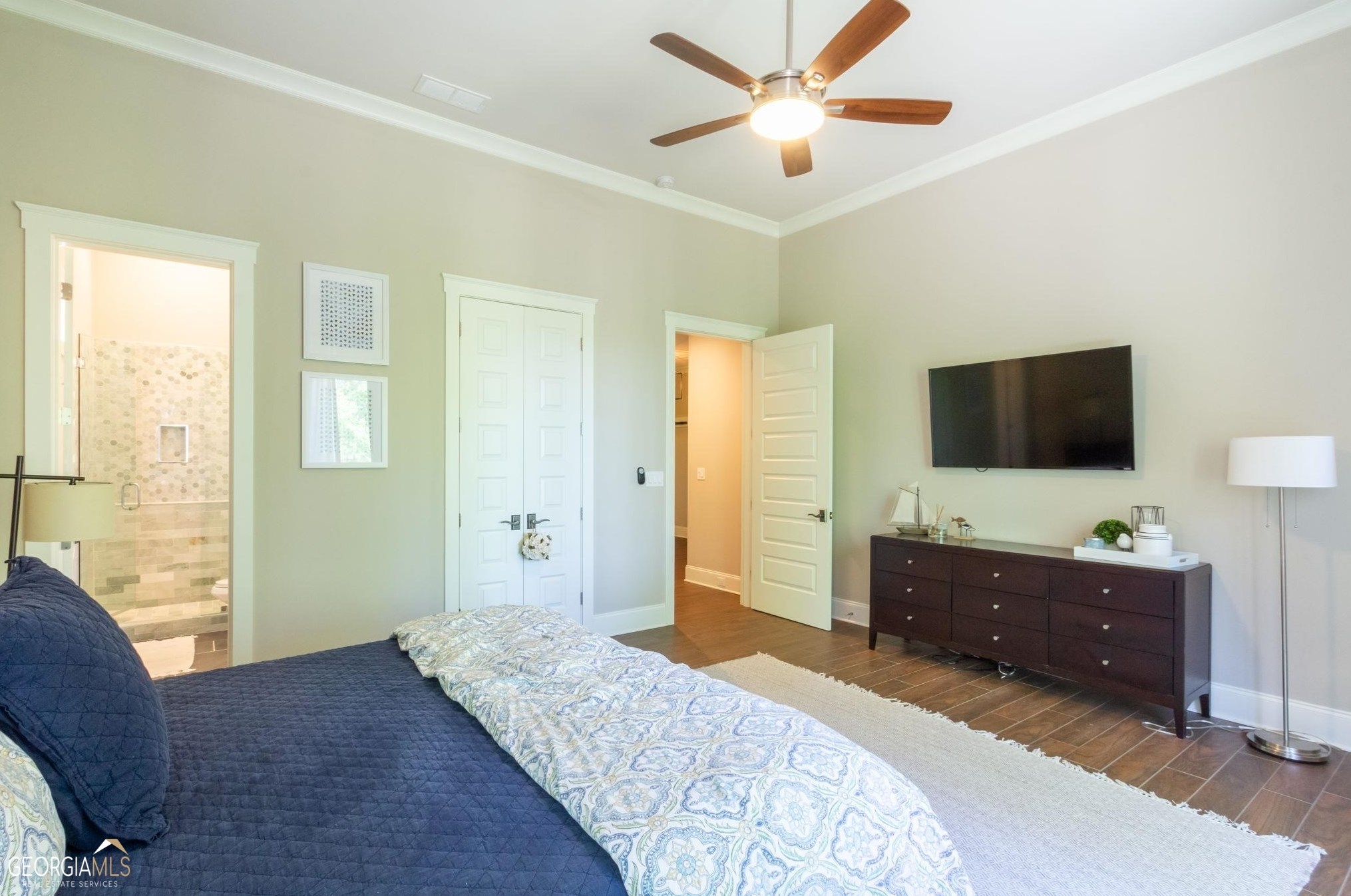 6537 Cox Dr, Flowery Branch GA  30542-2641 exterior