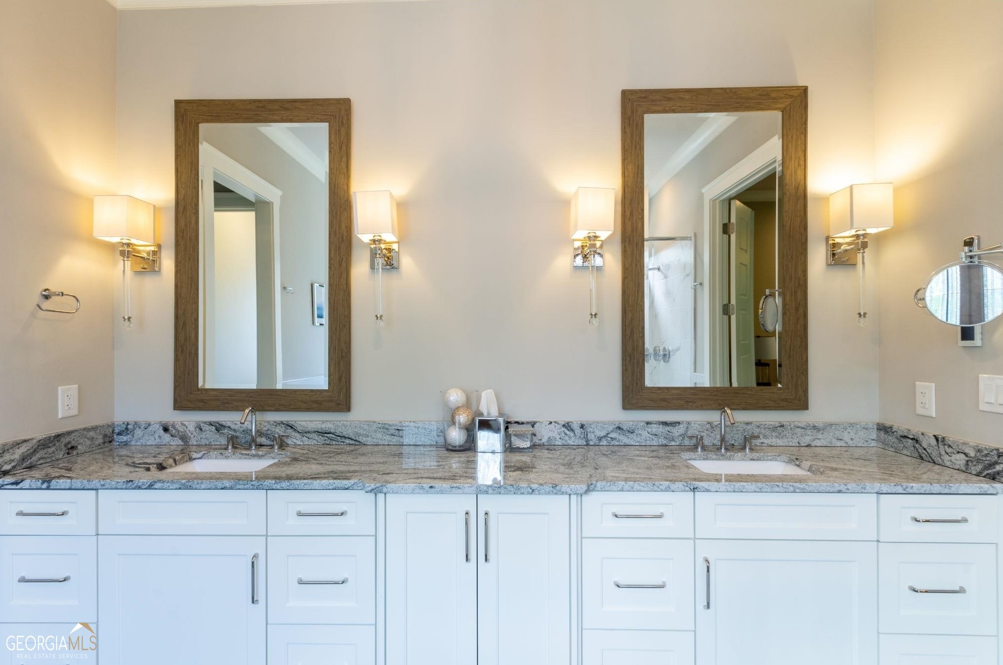 6537 Cox Dr, Flowery Branch GA  30542-2641 exterior