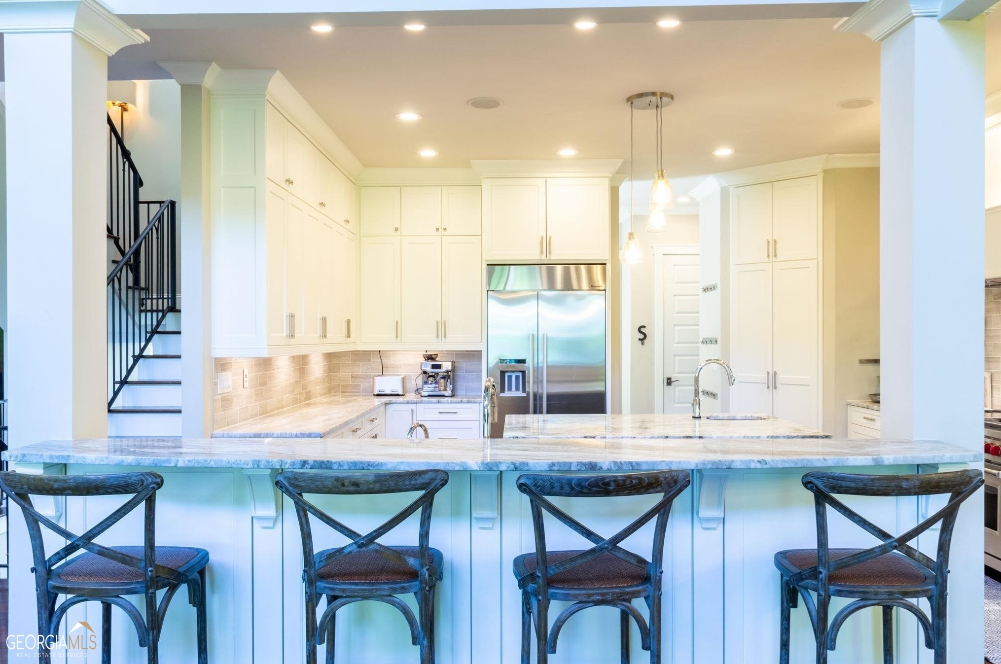 6537 Cox Dr, Flowery Branch GA  30542-2641 exterior